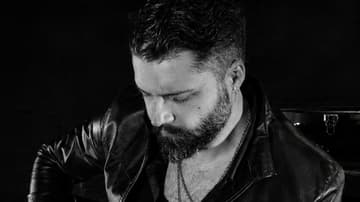 Ross Harding - Blues Shadows Live Experience