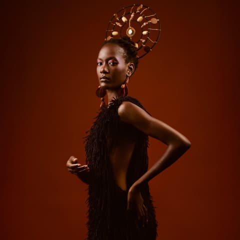 LENNA BAHULE