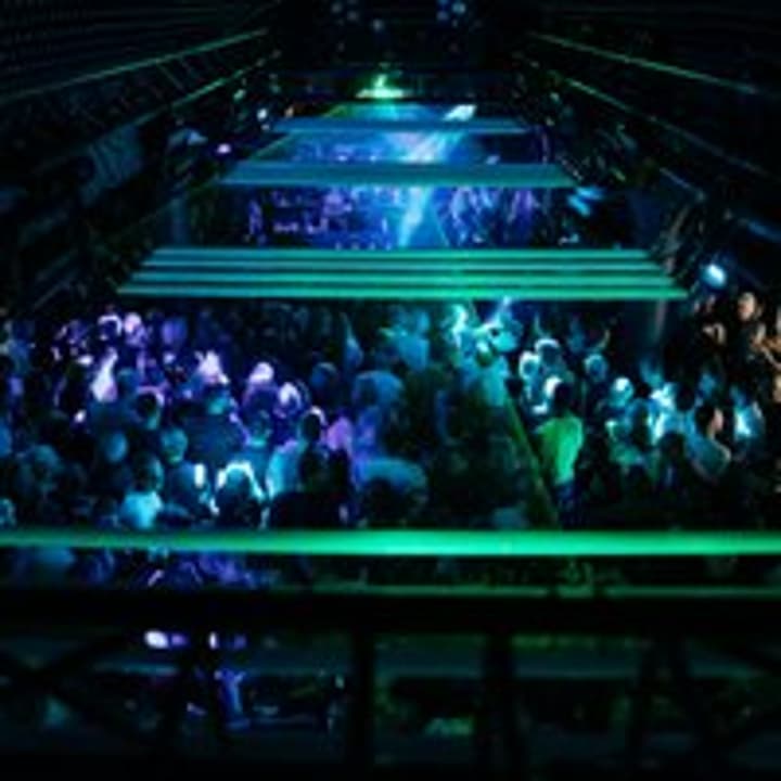 Quarters NYE