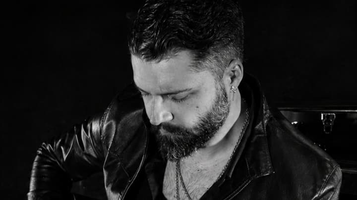 Ross Harding - Blues Shadows Live Experience