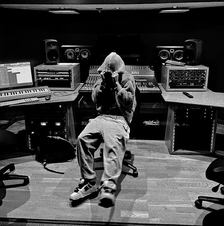 Lost in the sound
